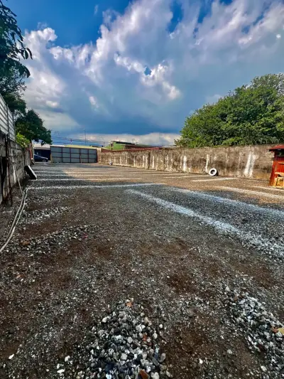 Terrain à bâtir au centre d'Alajuela 5