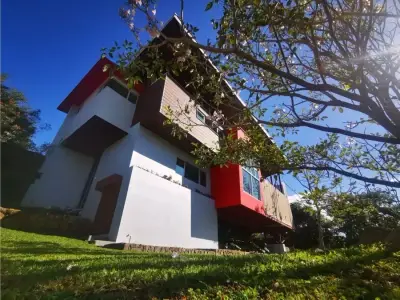 Maison individuelle à vendre à La Guácima, Alajuela — Neuve et à excellent prix 1