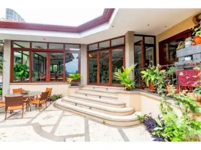 Luxurious Independent House for Sale or Rent in Escazú - Luxury 3