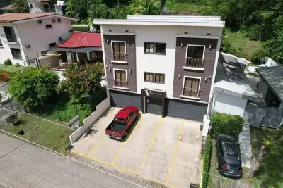 Immeuble à vendre à Punta Leona 2