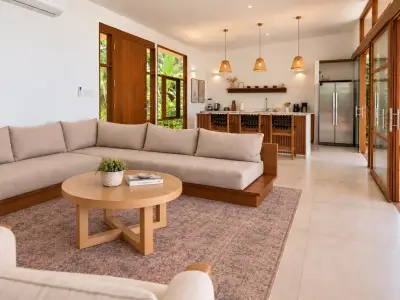 Stunning Santa Teresa Villa with Private Infinity Pool and Ocean Views 3