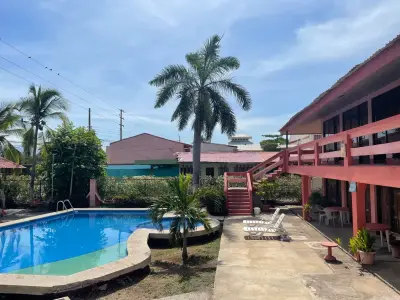 À Vendre / Hôtel en Bord de Mer, El Cocal, Puntarenas 3
