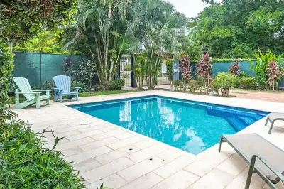 Maison Moderne et Abordable de 3 Chambres, Style Côtière, Près du Complexe Los Sueños 3
