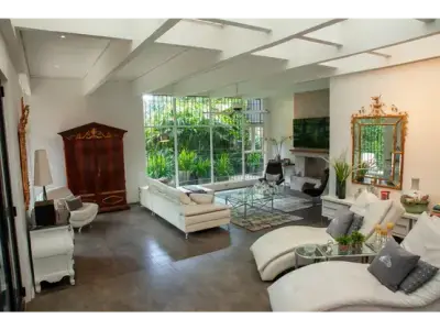 Luxury Oasis for Sale in Escazú 1