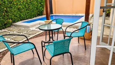 Maison moderne de 3 chambres à Jacó avec piscine privée dans une communauté fermée 4