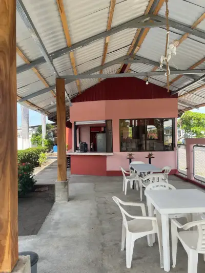 À Vendre / Hôtel en Bord de Mer, El Cocal, Puntarenas 5