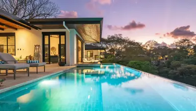 Luxueuse villa 5 chambres avec piscine et vues incroyables à Playa Hermosa, Santa Teresa 2