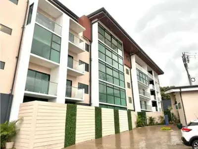 Appartement de luxe de 2 ou 3 chambres à Escazú : Nouveau développement 1