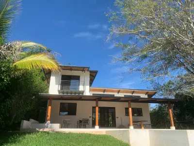 Maison 2 chambres avec piscine et potentiel d'agrandissement – Un sanctuaire stylisé à Delicias près de Montezuma. 2