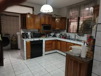 Propriété pour résidence ou bureaux 5