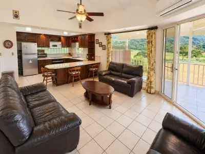2 Bed Chalet with Valley Views and Shared Pool, Minutes to Jaco Beach 4