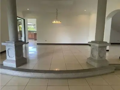 Investment House for Sale in Exclusive Santa Ana Condominium 3