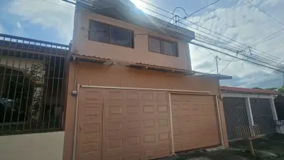 Spacieuse maison familiale de 6 chambres dans le quartier Residencial Saint Clare, Moravia 3