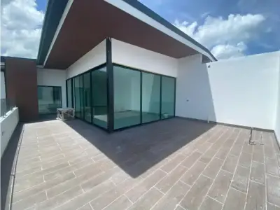 Superbe Penthouse à Escazu avec vues sur la ville 1