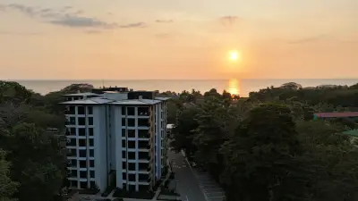 Appartement avec vue sur piscine à Torres del Mar 1