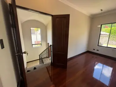 Résidence de Luxe avec Vue sur la Ville à Cerro Alto, Escazú 4