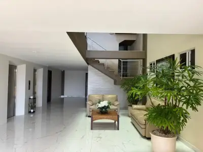 Location / Superbe appartement dans le condominium Valle Arriba, San Rafael de Escazu, San Jose 2