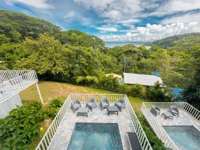 Villas modernes avec vue sur l'océan à Playa Pita, trois villas privées avec configurations d'une et deux chambres 4
