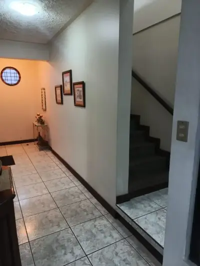 Propriété pour résidence ou bureaux 2