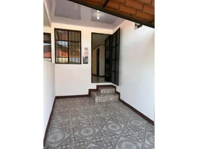 Maison À Vendre Plain-Pied En Condominium À Pavas 5