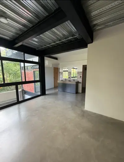 Immeuble commercial moderne de 4 chambres avec espace flexible à San José, Barrio Escalante 2