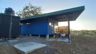Maison d'une chambre et opportunité de développement à 6 minutes de Santa Teresa 2