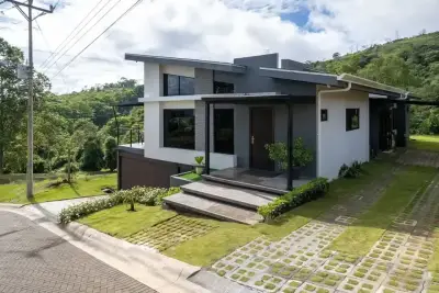 Superbe maison moderne sur flanc de colline dans le domaine fermé Hacienda Natura, Naranjo, Alajuela 4