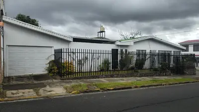 Charmante maison de 3 chambres à Desamparados, San José avec patio et jardin 1