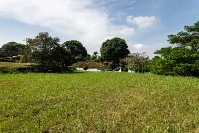 Terrain spectaculaire avec vue panoramique et potentiel illimité à Alajuela 2
