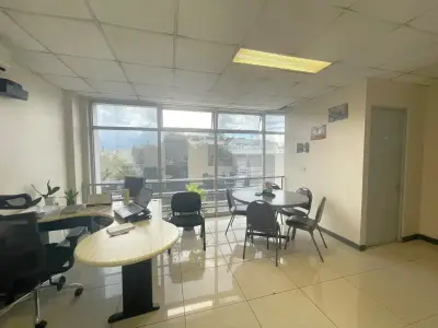 Alquiler Edificio oficina en Sabana Este 4