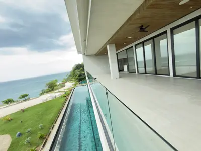 Condo de Luxe à Herradura avec Piscine à Débordement et Vues Panoramiques 5
