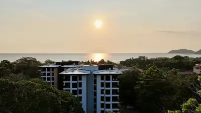 Appartement avec vue sur piscine à Torres del Mar 2