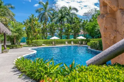Condo Paisible et Sécurisé 3 Chambres avec Piscine Privée à Reserva Las Lomas 2