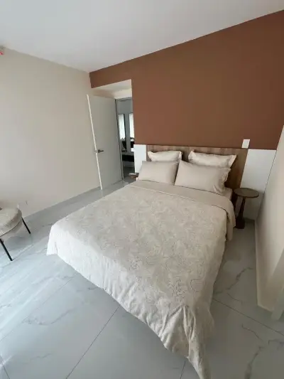 New Apartment in a Tower, Close to Everything, With Forest and Central Valley Views. 3