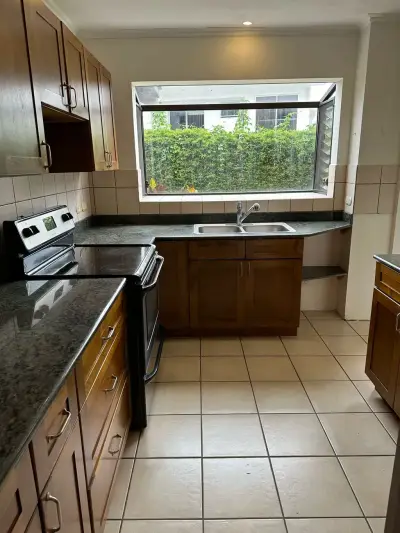 Magnifique Maison de Ville 3 Chambres à Louer en Copropriété à Santa Ana 4