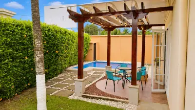 Maison moderne de 3 chambres à Jacó avec piscine privée dans une communauté fermée 3