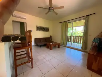 Appartements et maison avec piscine à Santa Teresa, immeuble de rapport à quelques pas de la plage 3