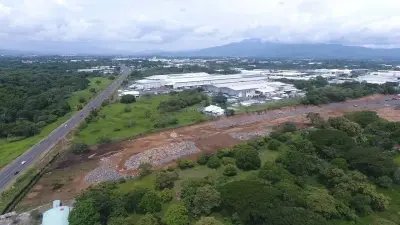 Grand terrain de 10 288 m² à La Garita, Alajuela 3