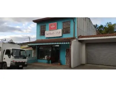 Immeuble commercial au centre-ville d'Escazú 2