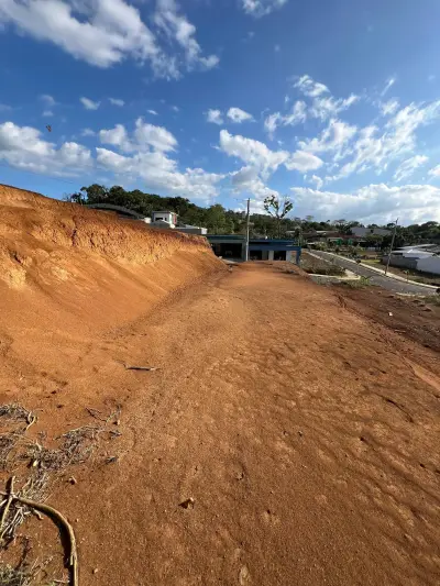 Grand lot résidentiel dans une communauté fermée - San Isidro, San Ramón 4