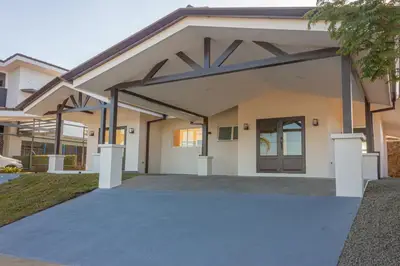 House for Rent in Grecia