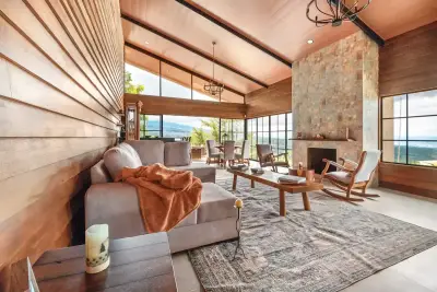 Retraite Exquise sur une Colline avec Vue sur la Montagne au Costa Rica et Panoramas Époustouflants 4