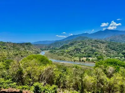 Terrain de choix à développer avec vue sur la Réserve Carara et la rivière Tárcoles | 2 hectares 2
