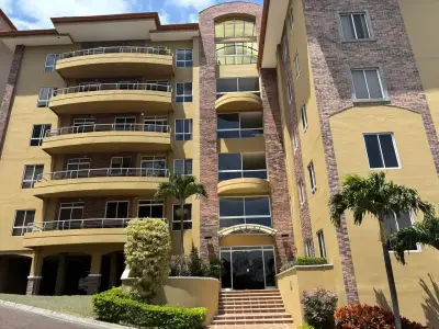 Location / Superbe appartement dans le condominium Valle Arriba, San Rafael de Escazu, San Jose 1