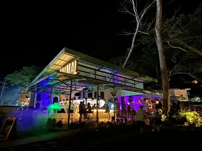 Restaurante y bar próspero con temática animal en Hermosa Playa | Proyecto comercial llave en mano 2