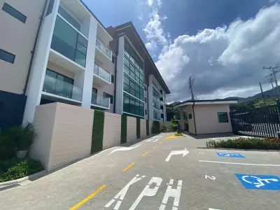 Vente / Appartements de Luxe en Copropriété, San Miguel, Escazú, San José 5
