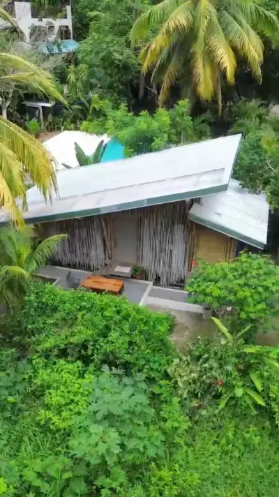 Playa Hermosa 400m2 property - Walk to the beach - Prime location