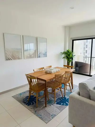 Condo moderne 3 chambres dans une communauté fermée à Jaco Bay, réveillez-vous avec des palmiers. Terminez chaque journée avec un coucher de soleil sur le Pacifique. 5