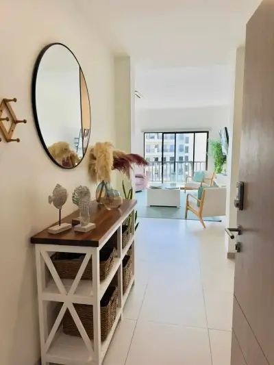 Condo moderne 3 chambres dans une communauté fermée à Jaco Bay, réveillez-vous avec des palmiers. Terminez chaque journée avec un coucher de soleil sur le Pacifique. 2