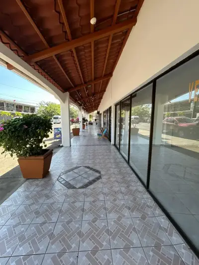 Propriété commerciale à vendre à Jacó, Costa Rica – Investissement de premier ordre à usage mixte près de la plage 3
